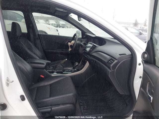 1HGCR2F6XGA805004 Honda Accord Sport