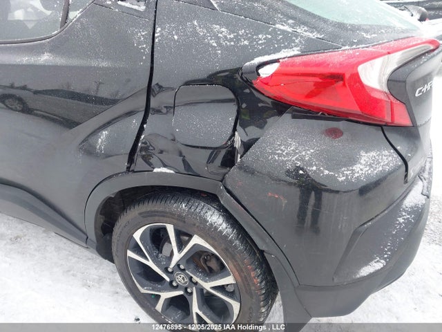 NMTKHMBXXJR064868 Toyota C-hr Xle/xle Premium