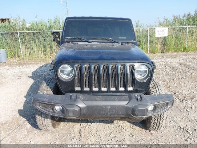 1C4HJXEN6MW598885 Jeep Wrangler Unlimited Sahara 80th Anniversary Edition