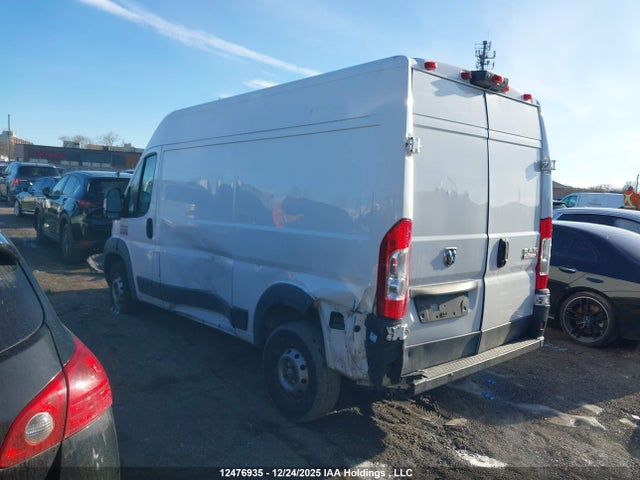 3C6TRVCG1JE135769 RAM Promaster 2500 High Roof
