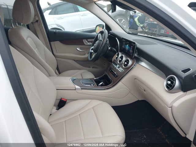 W1N0G8EB4NG093343 Mercedes-Benz Glc 300 4matic Suv