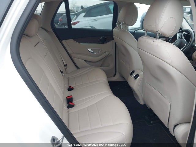 W1N0G8EB4NG093343 Mercedes-Benz Glc 300 4matic Suv
