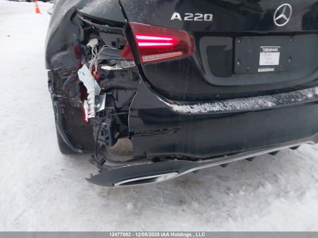 WDD3G4FB9KW010296 Mercedes-Benz A 220 4matic