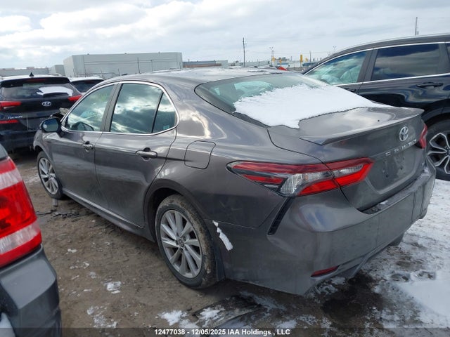 4T1G11AK6NU692777 Toyota CAMRY SE