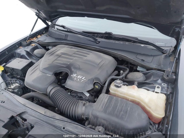 12477101 :رقم المزاد ، 2C3CCASGXHH516768 vin ، 2017 Chrysler 300 C Platinum مزاد بيع