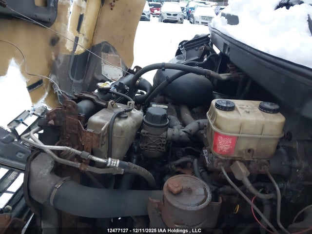 12477127 :رقم المزاد ، 2AYNC6JM0A3S14572 vin ، 2010 Hino Hino 185 مزاد بيع