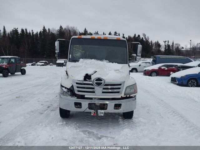 12477127 :رقم المزاد ، 2AYNC6JM0A3S14572 vin ، 2010 Hino Hino 185 مزاد بيع