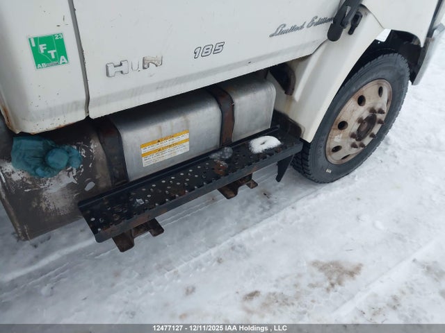 12477127 :رقم المزاد ، 2AYNC6JM0A3S14572 vin ، 2010 Hino Hino 185 مزاد بيع