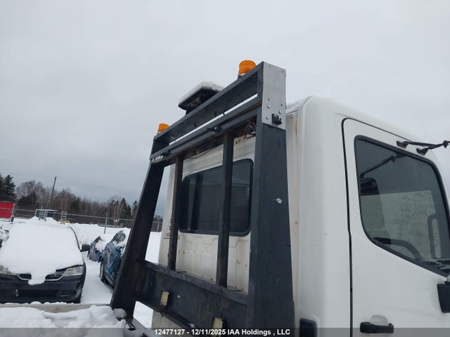 12477127 :رقم المزاد ، 2AYNC6JM0A3S14572 vin ، 2010 Hino Hino 185 مزاد بيع