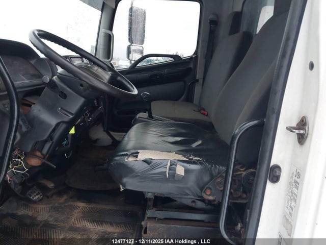 12477127 :رقم المزاد ، 2AYNC6JM0A3S14572 vin ، 2010 Hino Hino 185 مزاد بيع