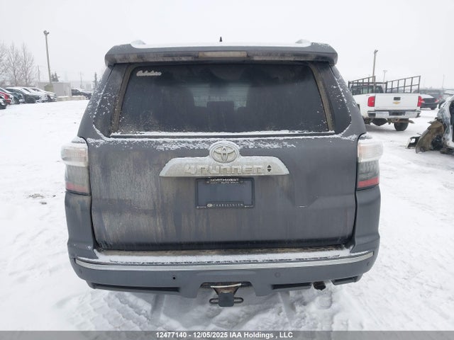 JTEBU5JRXE5175899 Toyota 4runner Sr5/limited/trail