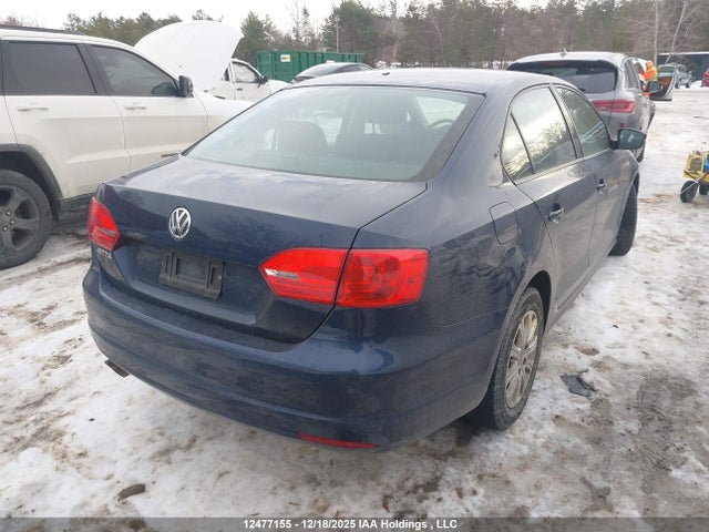3VW2K7AJ6EM427008 Volkswagen Jetta 2.0l Trendline+