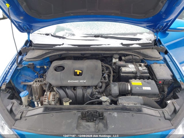 Hyundai Elantra 2017 KMHD84LF2HU125101 Image 10