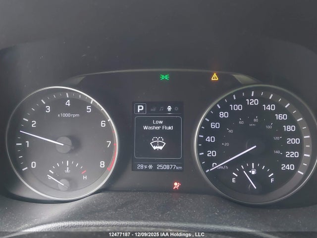 Hyundai Elantra 2017 KMHD84LF2HU125101 Image 7