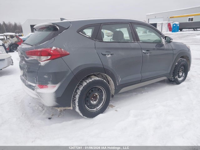KM8J33A44JU624811 Hyundai Tucson