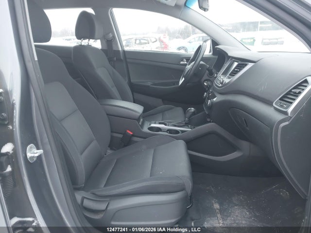 KM8J33A44JU624811 Hyundai Tucson