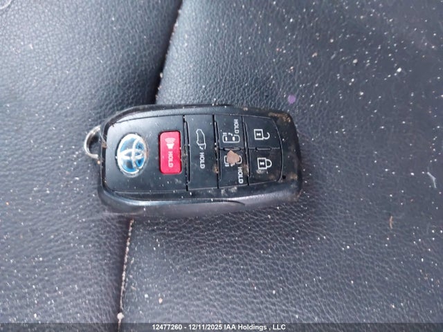 5TDGSKFC8SS163291 Toyota Sienna Xse 7-passenger