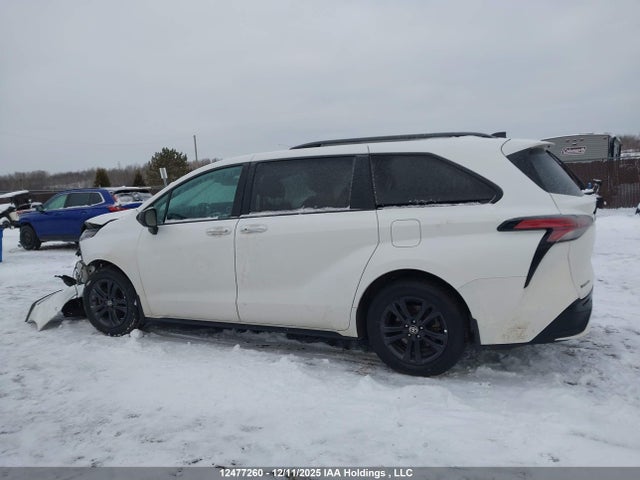 5TDGSKFC8SS163291 Toyota Sienna Xse 7-passenger