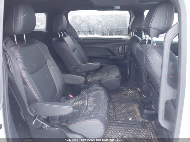 5TDGSKFC8SS163291 Toyota Sienna Xse 7-passenger