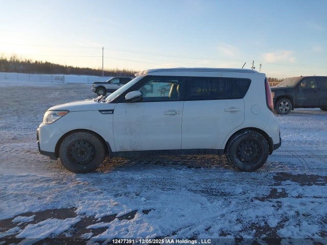 KNDJX3A51F7225409 KIA Soul Sx/sx Luxury