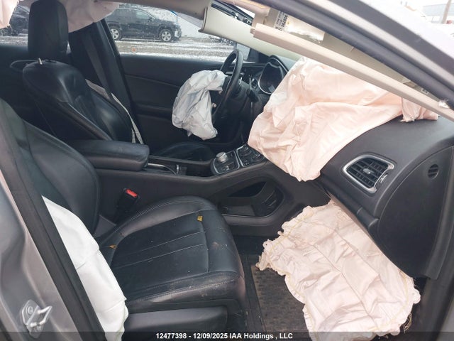 Продажа на аукционе авто 2016 Chrysler 200 C, vin: 1C3CCCCG7GN163485, номер лота: 12477398