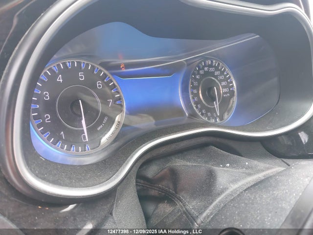 Продажа на аукционе авто 2016 Chrysler 200 C, vin: 1C3CCCCG7GN163485, номер лота: 12477398