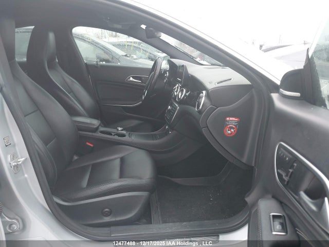 WDDSJ4GB1EN086598 Mercedes-Benz CLA 250 4MATIC