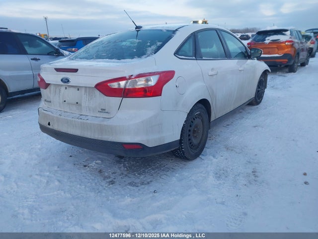 1FADP3F22EL342617 Ford FOCUS SE