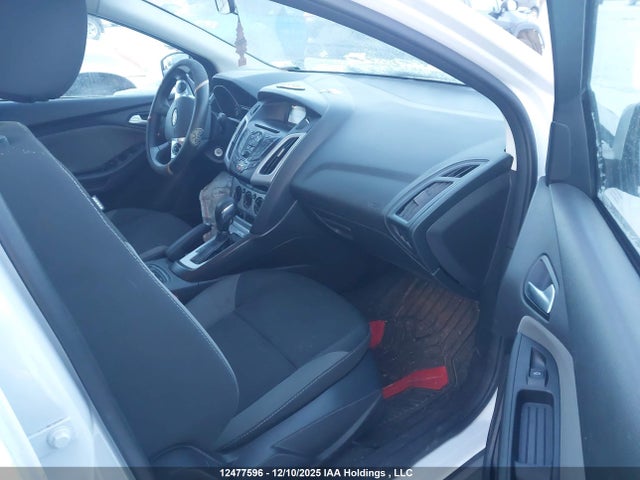 1FADP3F22EL342617 Ford FOCUS SE