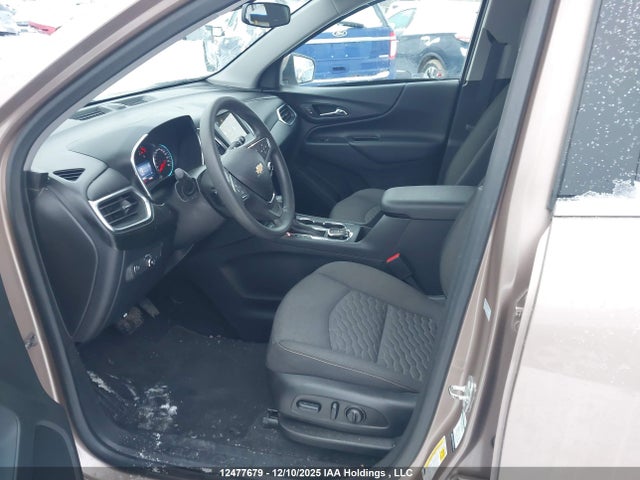 2GNAXUEV3K6262849 Chevrolet EQUINOX LT
