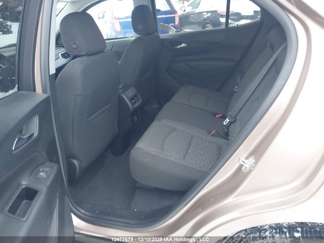 2GNAXUEV3K6262849 Chevrolet EQUINOX LT
