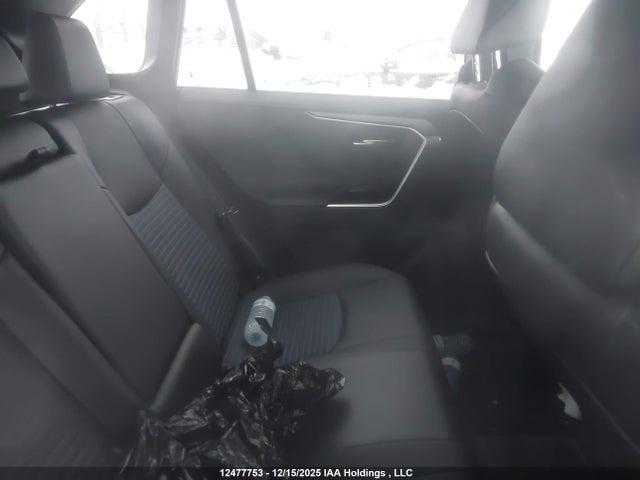 2T35WRFV5SW278273 Toyota RAV4 XSE