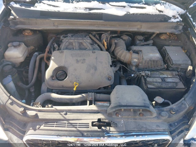 12477798 :رقم المزاد ، KNAHH8A65B7364905 vin ، 2011 Kia Rondo Ex-v6/ex-v6 Luxury مزاد بيع