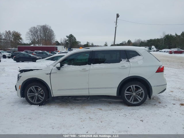 Продаж на аукціоні авто 2019 Volkswagen Tiguan Sel Premium/sel Premium R-line, vin: 3VV4B7AX7KM130830, номер лоту: 12477858