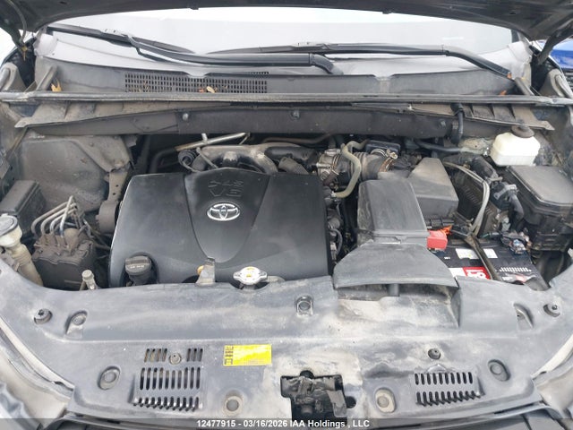 5TDBZRBH8LS500415 Toyota Highlander L/le
