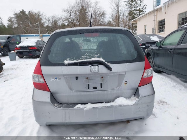 12477947 :رقم المزاد ، JHMGD38437S818833 vin ، 2007 Honda Fit مزاد بيع