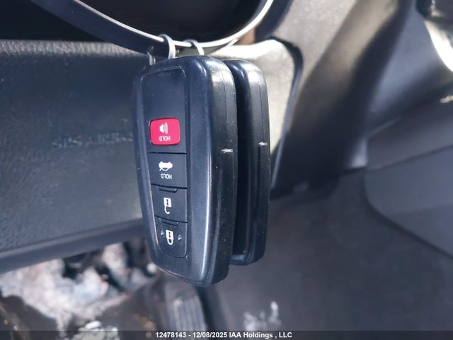 4T1B21HK7NU016903 Toyota Camry Xle/se