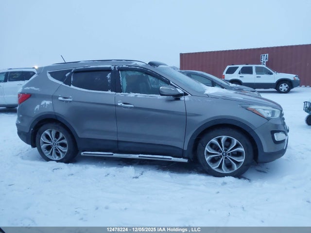 5XYZUDLA9FG268300 Hyundai Santa Fe Sport 2.0t Se