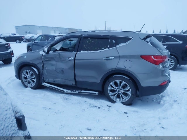5XYZUDLA9FG268300 Hyundai Santa Fe Sport 2.0t Se