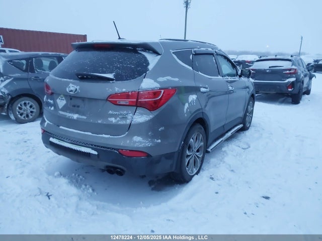 5XYZUDLA9FG268300 Hyundai Santa Fe Sport 2.0t Se