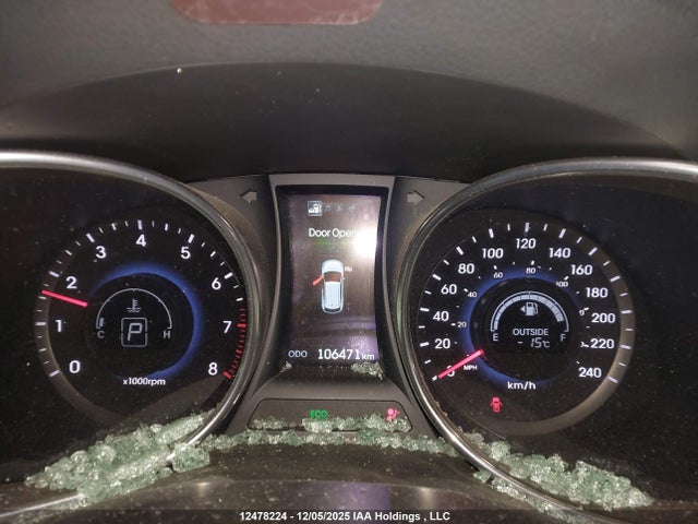 5XYZUDLA9FG268300 Hyundai Santa Fe Sport 2.0t Se