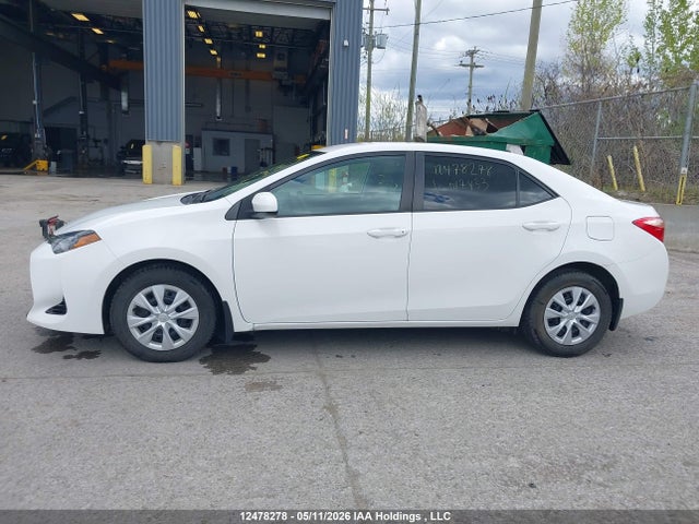 Продаж на аукціоні авто 2018 Toyota Corolla, vin: 2T1BURHE3JC017433, номер лоту: 12478278