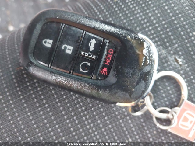 Продажа на аукционе авто 2026 Honda Civic Lx, vin: 2HGFE2F24TH103813, номер лота: 12478293