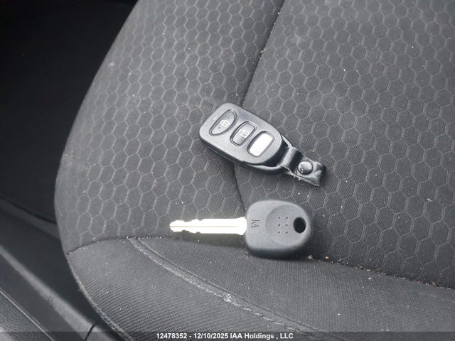 KMHD84LFXKU858584 Hyundai Elantra