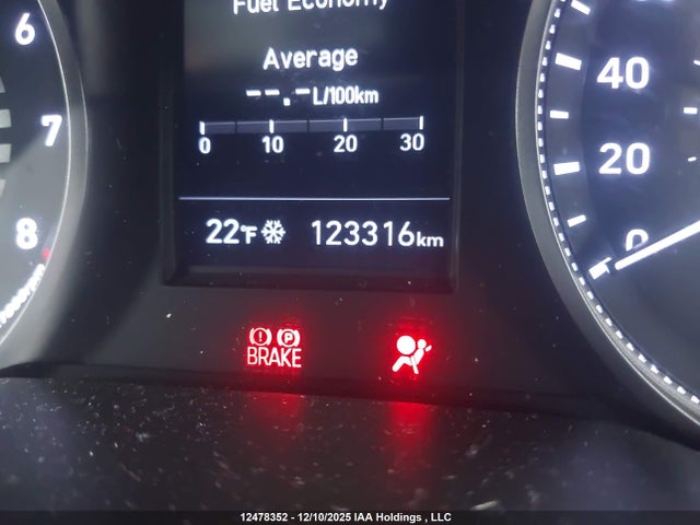 KMHD84LFXKU858584 Hyundai Elantra