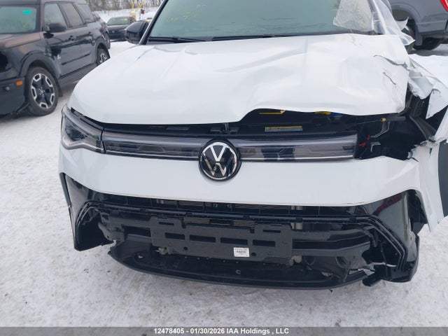 3VV2C7B27SM068157 Volkswagen Taos Se Black