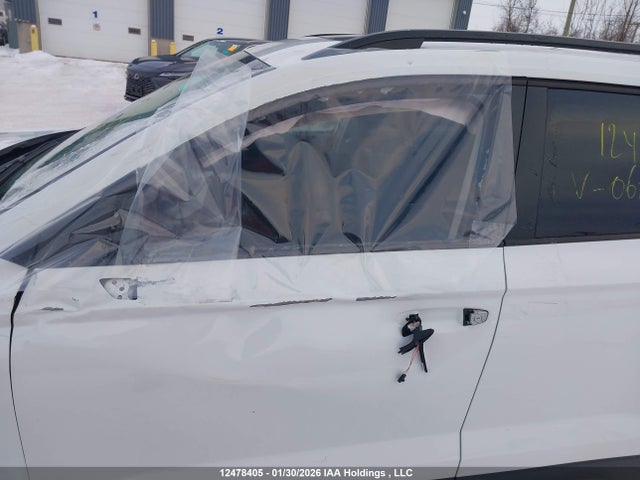 3VV2C7B27SM068157 Volkswagen Taos Se Black