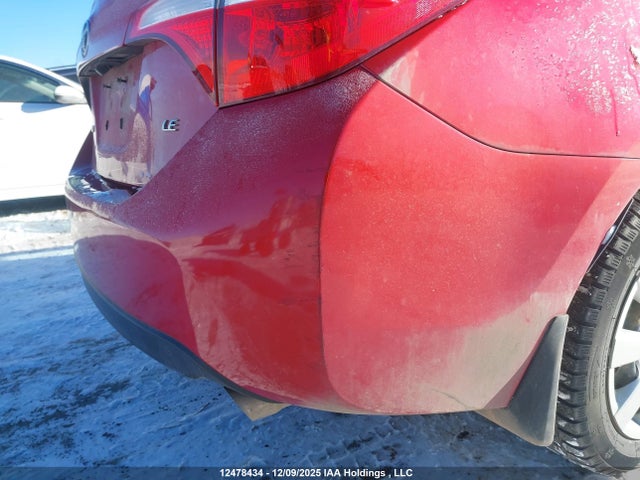 2T1BURHE2GC561060 Toyota COROLLA LE