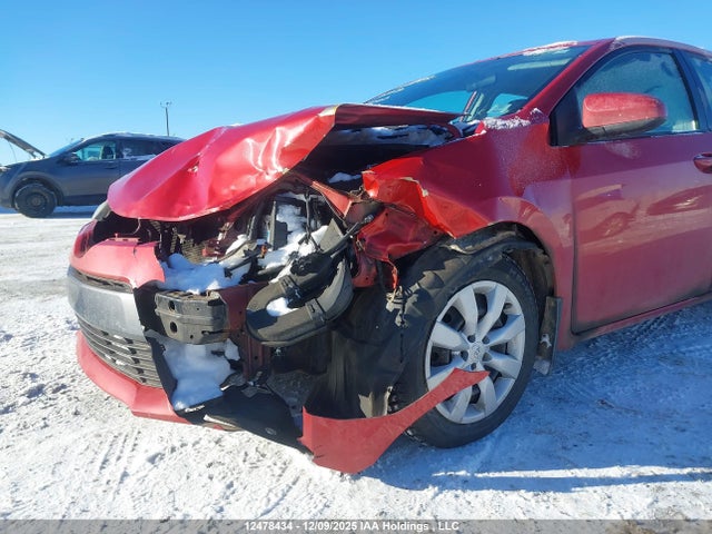 2T1BURHE2GC561060 Toyota COROLLA LE