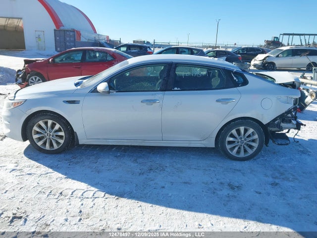 5XXGT4L38JG266739 KIA OPTIMA LX/S